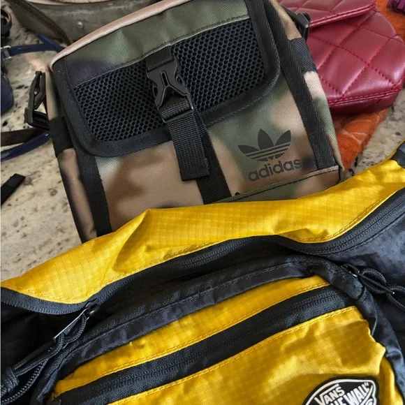 Black Leather Crossbody Bag - Picture 4 of 12